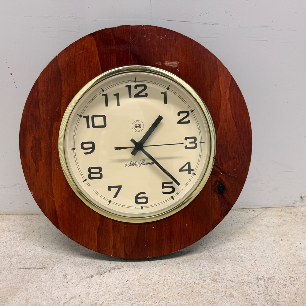 Seth Thomas Wall Clock 12in Round Wood Gold Trim Quartz Analog MCM Home Decor